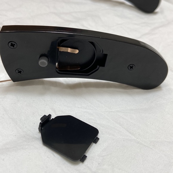 LED color changing translucent glasses with sturdy plastic material. One size. - Picture 14 of 16